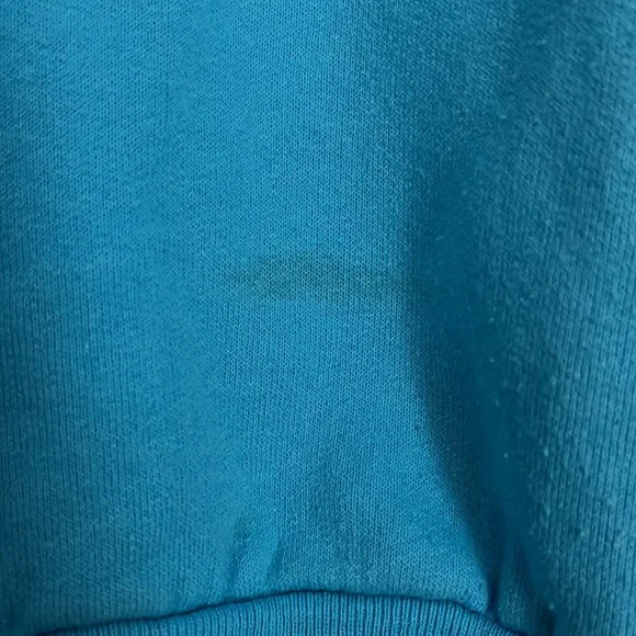 Vintage ⭐️blue winter crewneck sweatshirt - Picture 6 of 7